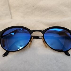 Revo Vintage sunglasses with blue mirrored finish Style #970/001